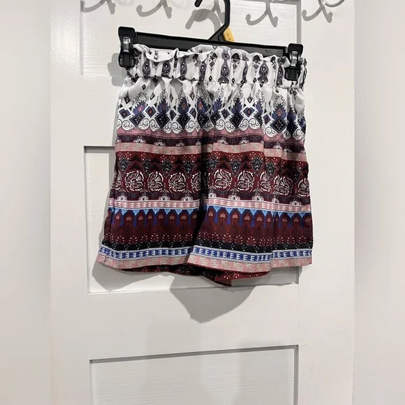 Cropped Summer Shorts Set - Picture 4 of 4